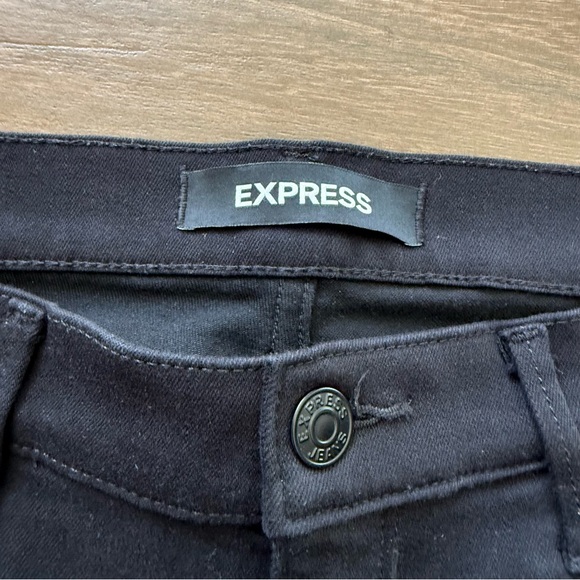 Express Mid Rise Legging Jeans - Picture 2 of 4